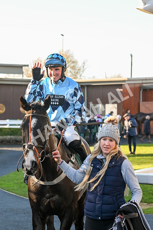 010124-Race 1-Backbyjet-0597 - Race 1