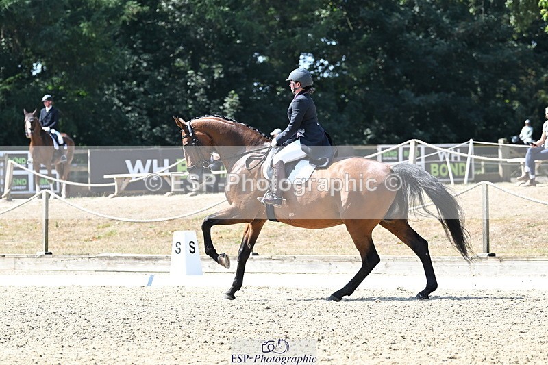 250810A-121216-06243 - 041-Laura.GreenIreldo.L