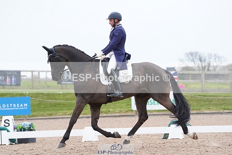 250403-154422-03156 - 023-Davy.Harvey-Diamond.Blue