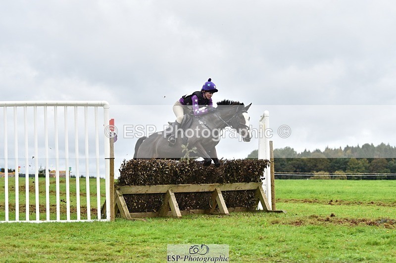 231021-124548-18299 - 427-COMBE.BREEZE-Gemma.Wells-SC+XC
