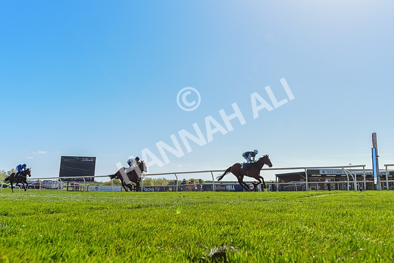 220426-Race 3-Cranachan-0671 - Race 3