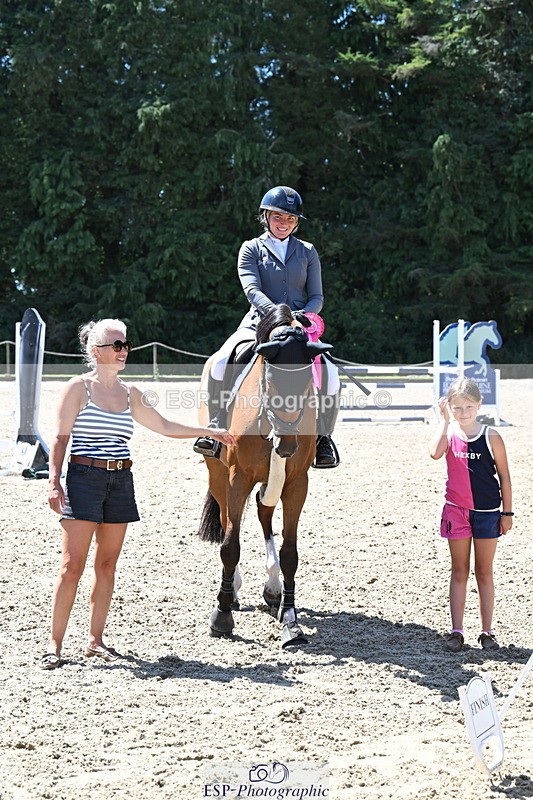 260705A-113538-19189 - Cls 51 5 Year Olds Jump Off