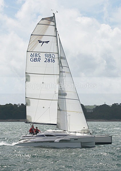 120630 GBR2816 WT7A2509 - ROUND THE ISLAND RACE - 30th June 2012