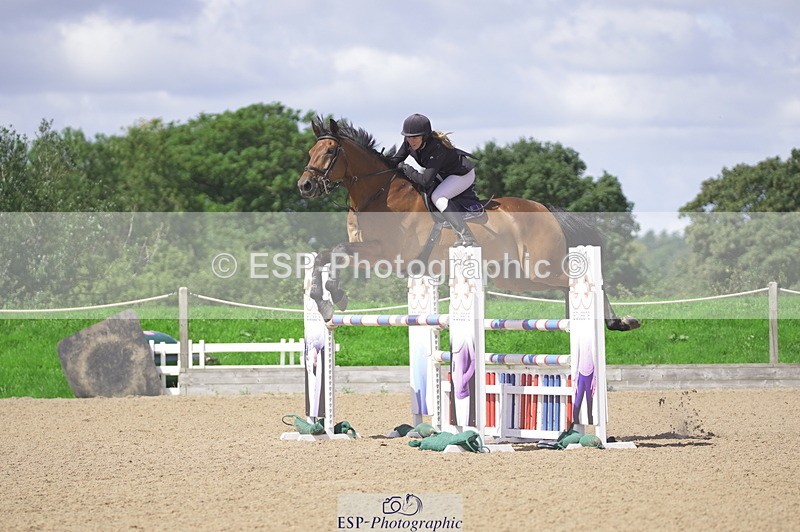 230806A-114830-01658 - Cls 13 Snr Newcomers & 1.10m Open