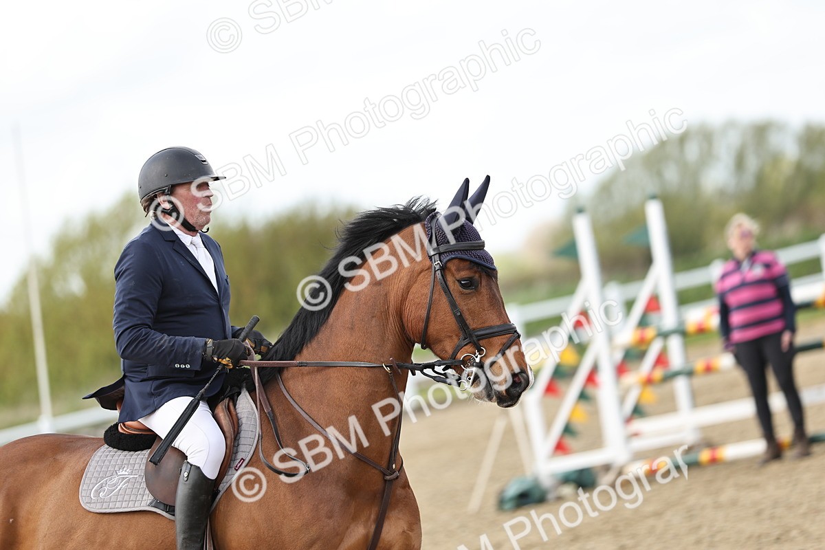 SBM_001158 - Class 4 - Senior Newcomers - 1.10m