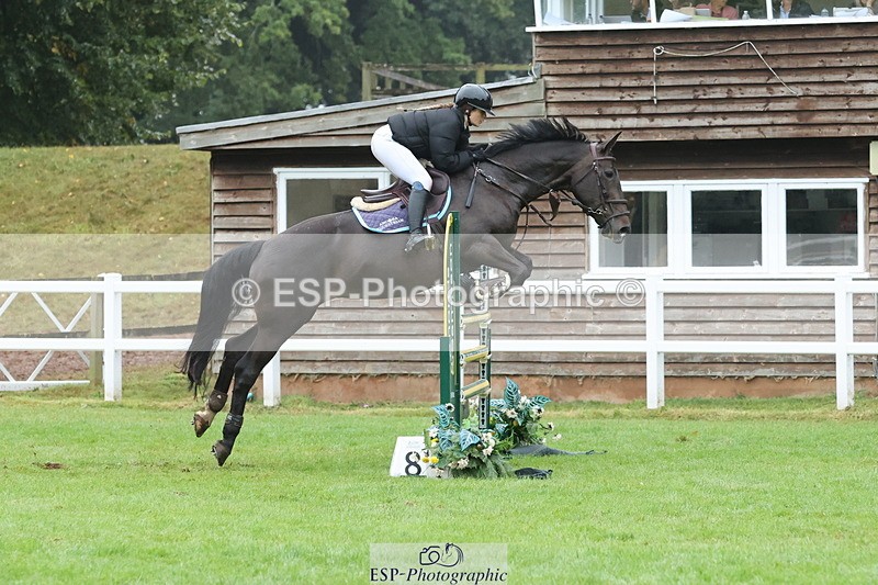 250830A-145905-07164 - Cls 16 Snr Newcomers and 1.10m Open