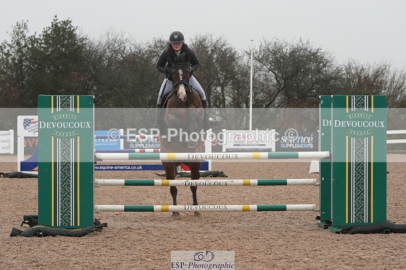 251207-121334-01999 - Cls 20 Snr Newcomers and 1.10m