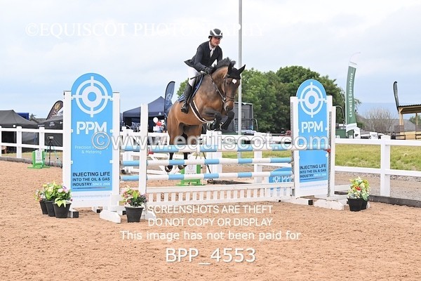 BPP_4553 - CLASS 5 WED Redpost Equestrian Senior Foxhunter/1.20m Open