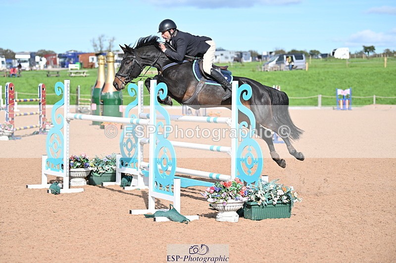 231015A-135532-08464 - Cls 31 Blue Chip Grade B & C Champ Quali