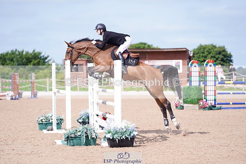 240802A-100328-03491 - Cls 15 Foxhunter