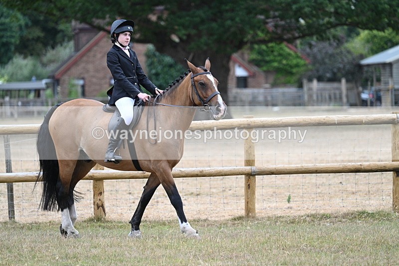 WJ7_1086 - Class 8 Ridden Veterans