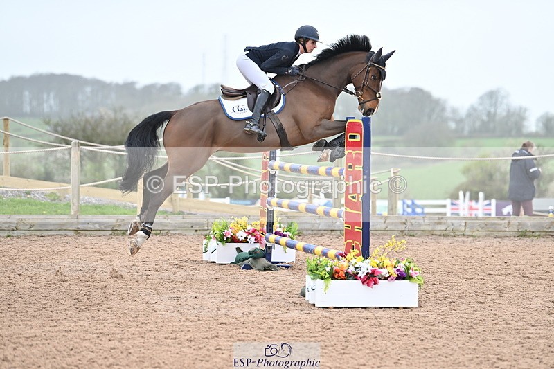 240405A-125200-01335 - Cls 3 Foxhunter