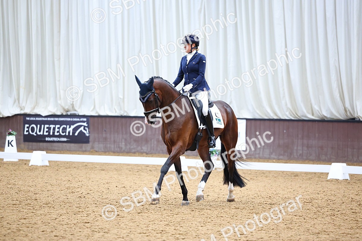 SBM_006557 - Class 5 - novice 6 - 12.04-13.07