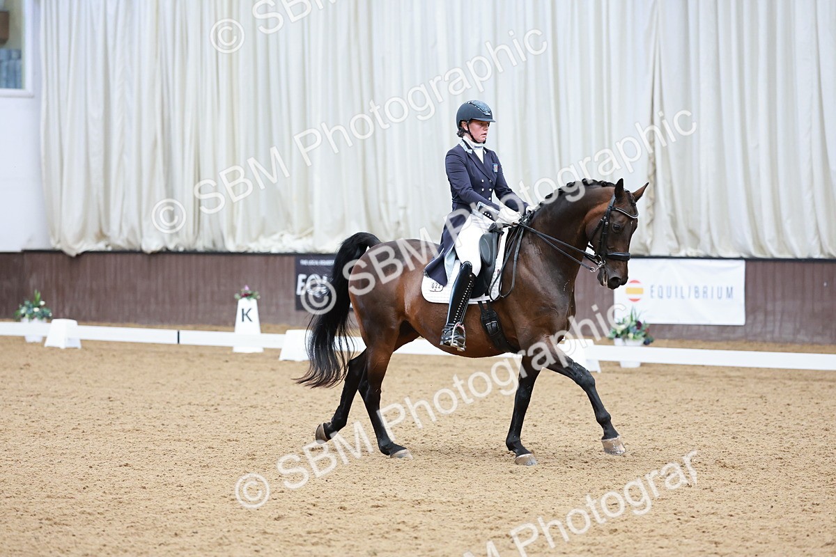 SBM_015780 - Class 5 - FEI INT II - 15.48-17.00