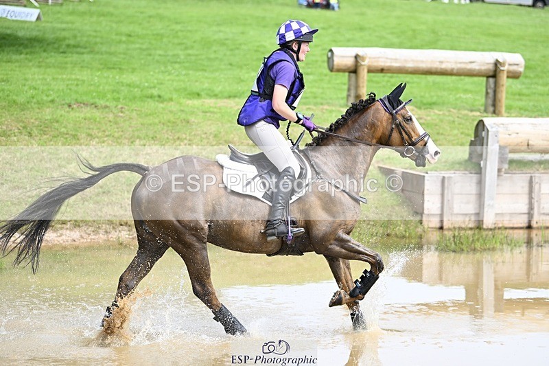 240803-145812-08365 - 173-Grace_Tucker-UPDOWN_DAI