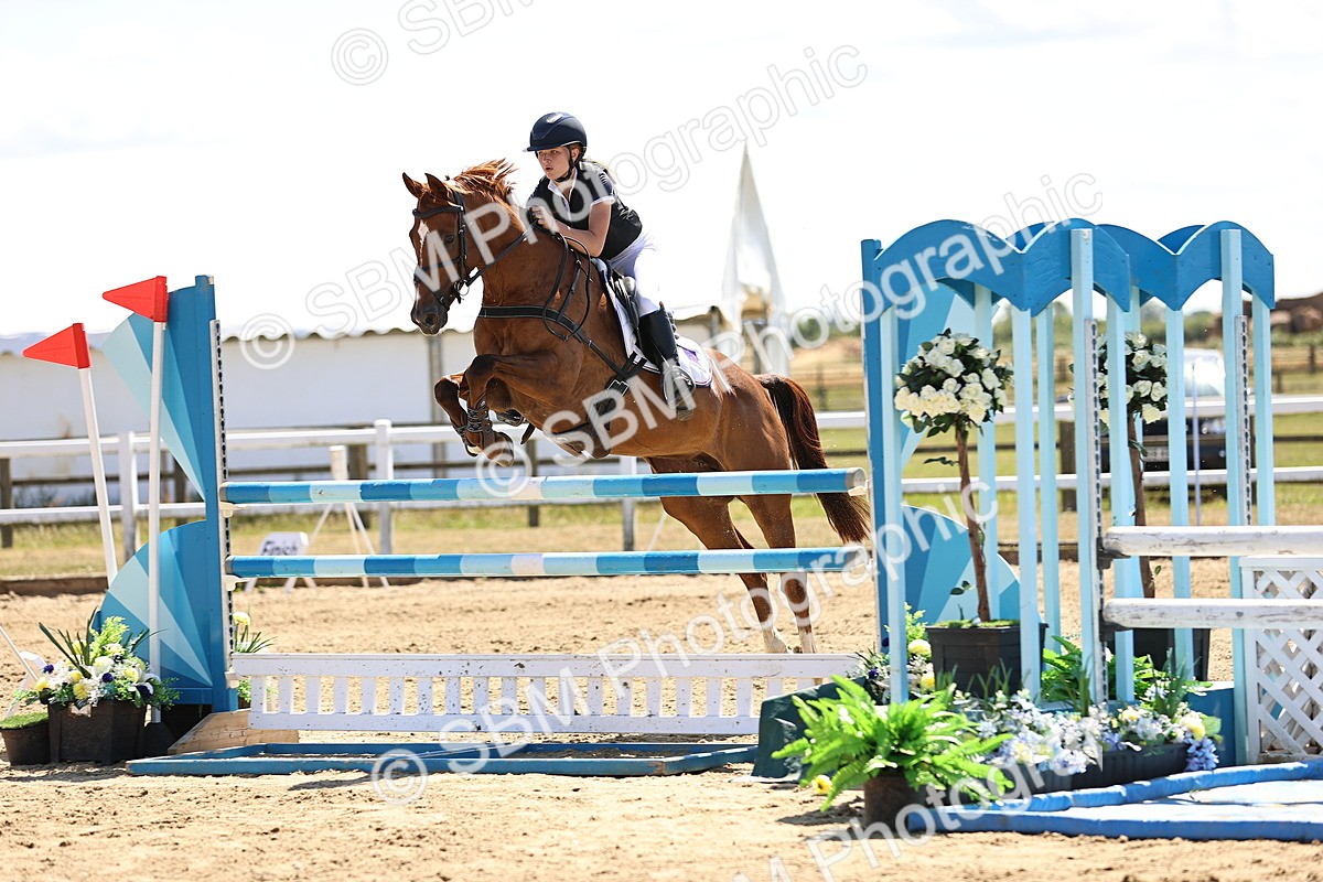 SBM_014961 - Class 15 - Senior Newcomers - 1.10m Open