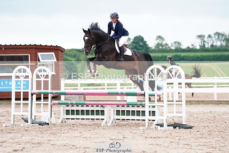 250524-120600-06522 - Cls 21 A&B Snr Disco & 1.00m Open