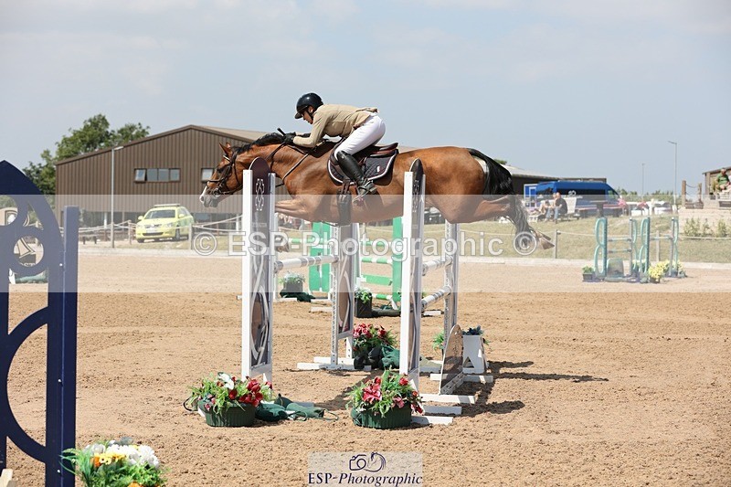 250725-140845-03177 - Cls 3 Snr Foxhunter