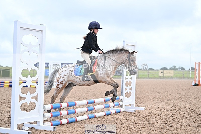 240813-150238-00006 - Clear round & 60cm