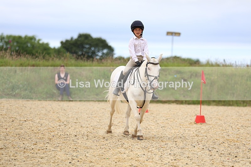 3E7A9826 - Pole Bending