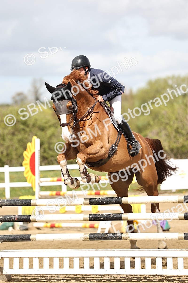 SBM_001243 - Class 4 - Senior Newcomers - 1.10m