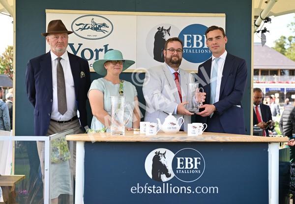 220825-231 Cape Flora - Race 5 4.10pm Assured Data Protection EBF Fillies' Handicap