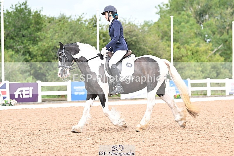 240817A-122203-08257 - 278-Chloe.Matravers-Fancy.pants