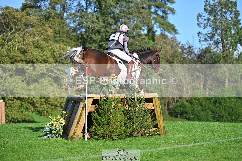 241025-105027-06615 - 004-Claire.Deuten-FOXRIDGE.HIGH.JINX