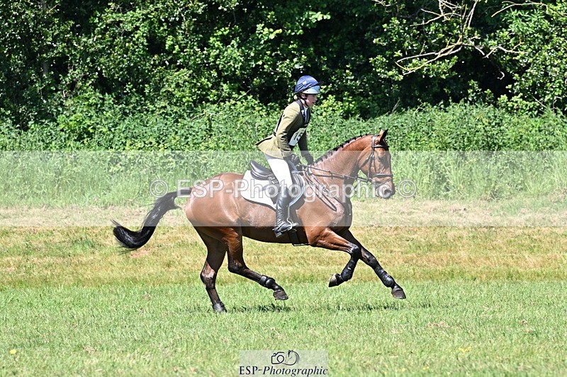 250522B-113859-01792 - 152-BILLY.EVERYTHING-Isabelle.Cook