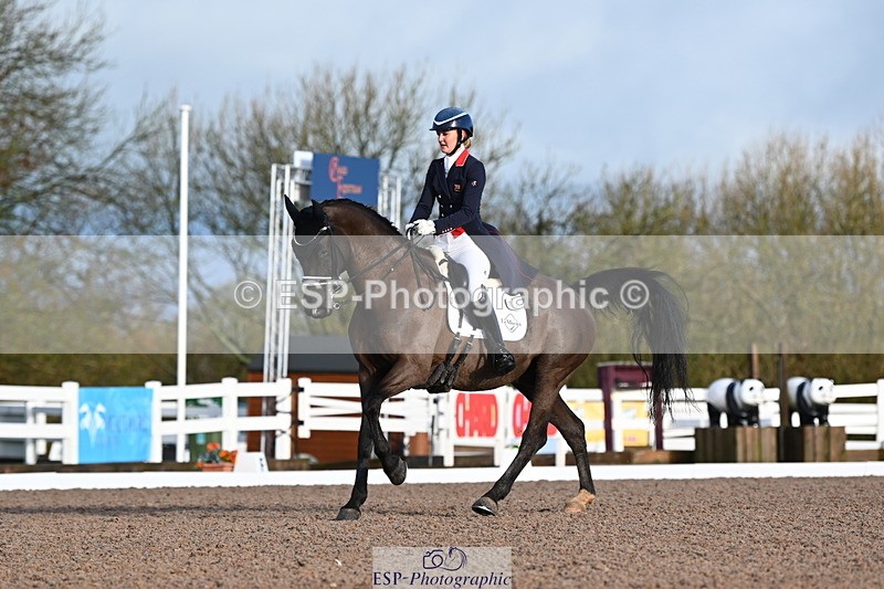 240218A-091013-05032 - 162-Holly.Kerslake-Totil.Platinum