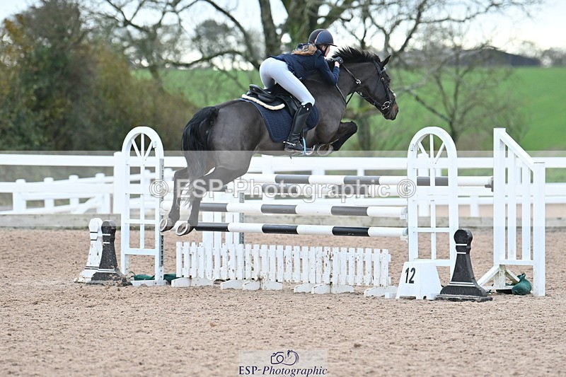 231119A-135121-05952 - Sun Cls 8 BlueChip Pony Coral Qualifier