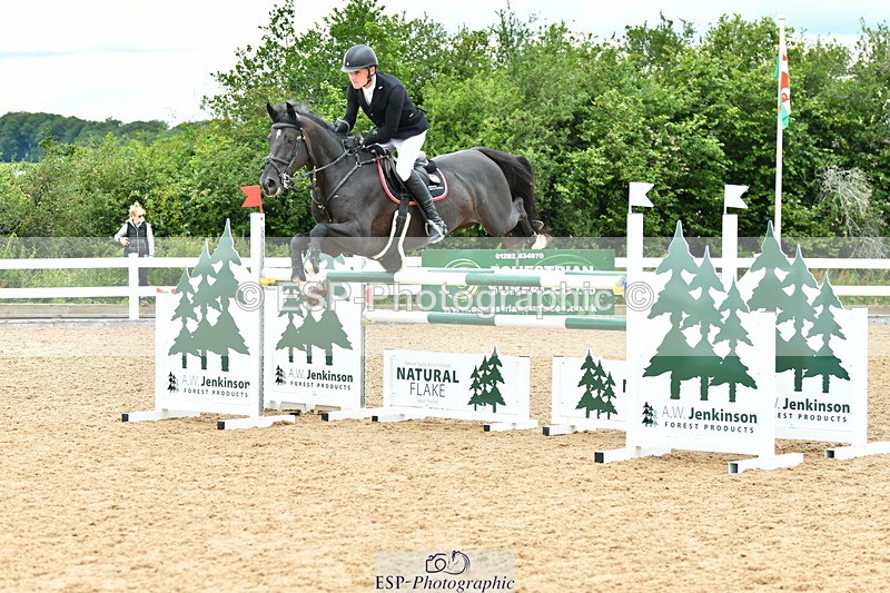 230721A-141216-06788 - Cls 22, 1 Star Gold 1.30m