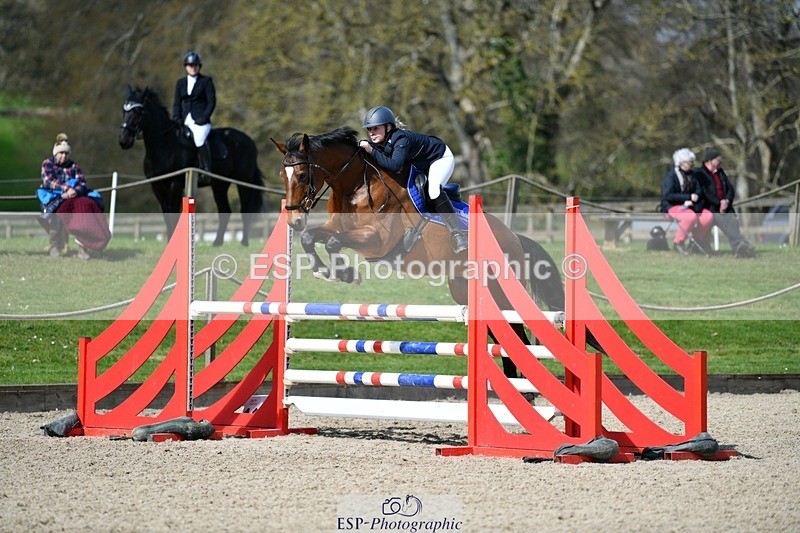 240324-121342-02496 - Cls 9 Snr 1.05m Open