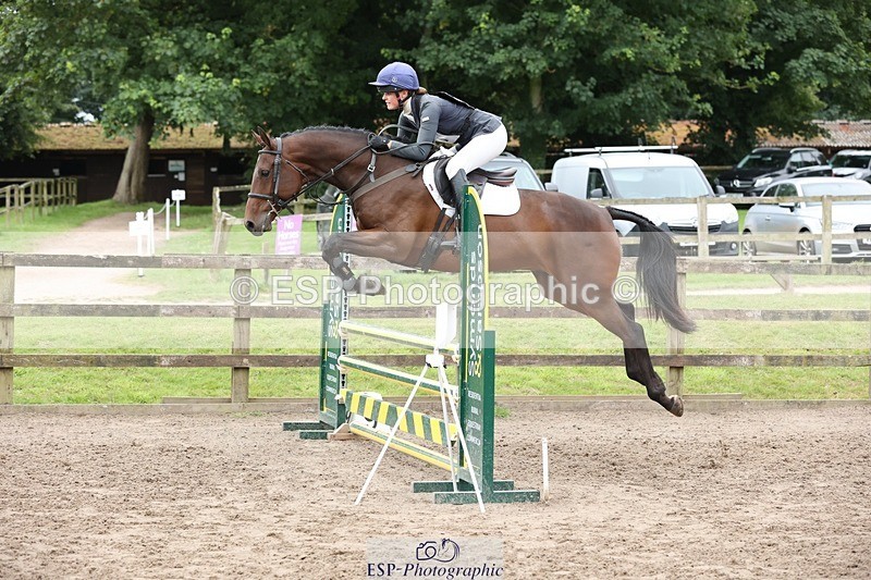 240803-114516-02463 - 077-Georgie_Selley-VICARSTOWN_VICTOR