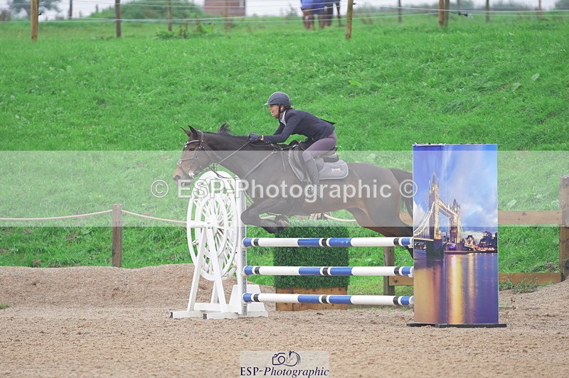 231017A-160326-07748 - Cls 31 Snr 1m Derby