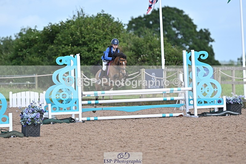 240628A-172950-01643 - Cls 6 Springboard 128cm + 138cm