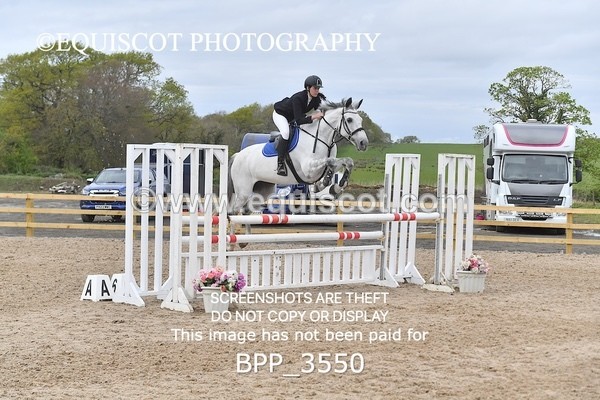 BPP_3550 - CLASS 18 SUN Senior Newcomers/ 1.10m Open