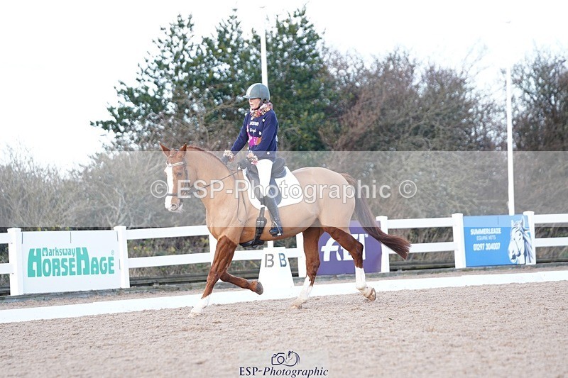 241214-132536-00617 - 134-Melanie.Haslock-Minnie.I