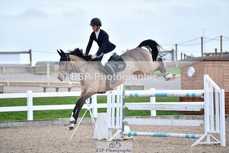 240124A-145737-00910 - Cls 5 Foxhunter & 1.20m Open