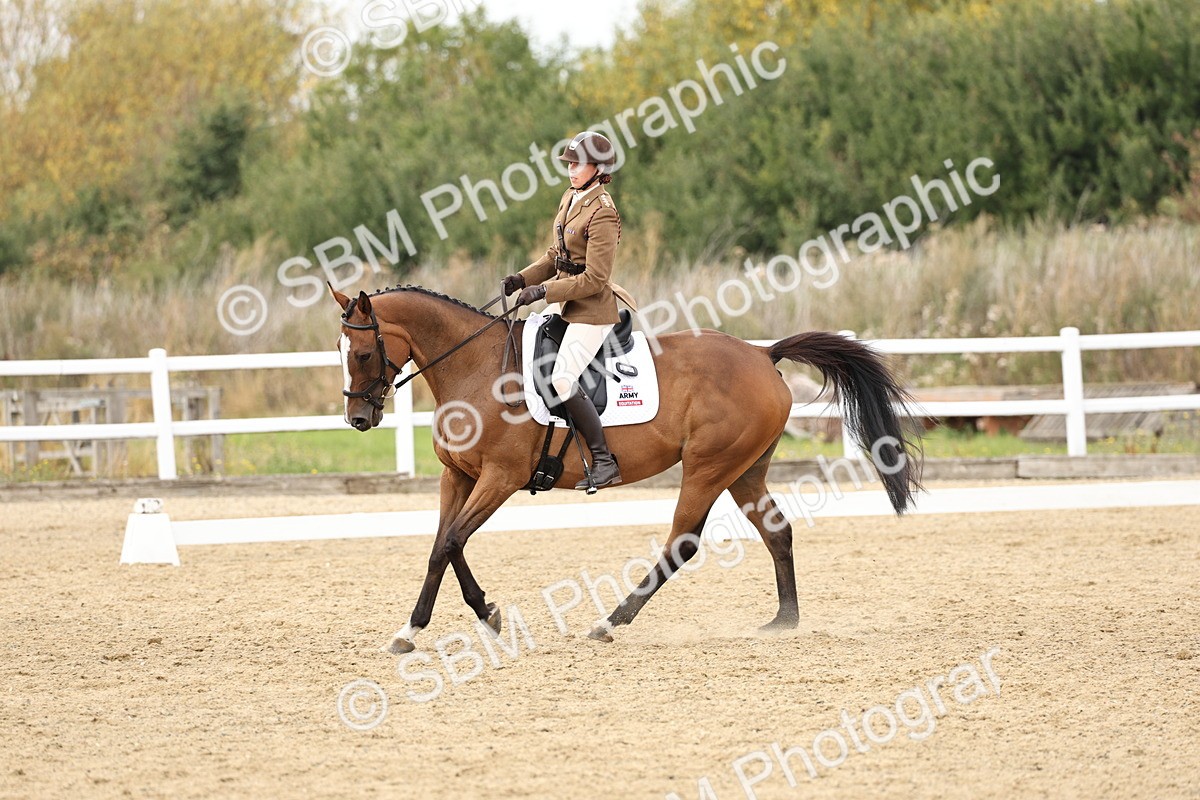 SBM_013244 - Class 3 - Novice 4 - 11.43-12.25