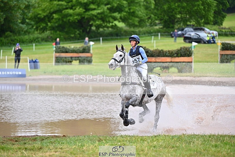 250524A-125507-10732 - B-357-Rosalind.Canter-ARMSCOTE.EXPLORER