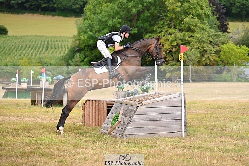 250803A-145455-15135 - P-702-Keara.Schmidt-MR.OBOS.HULLABALOO