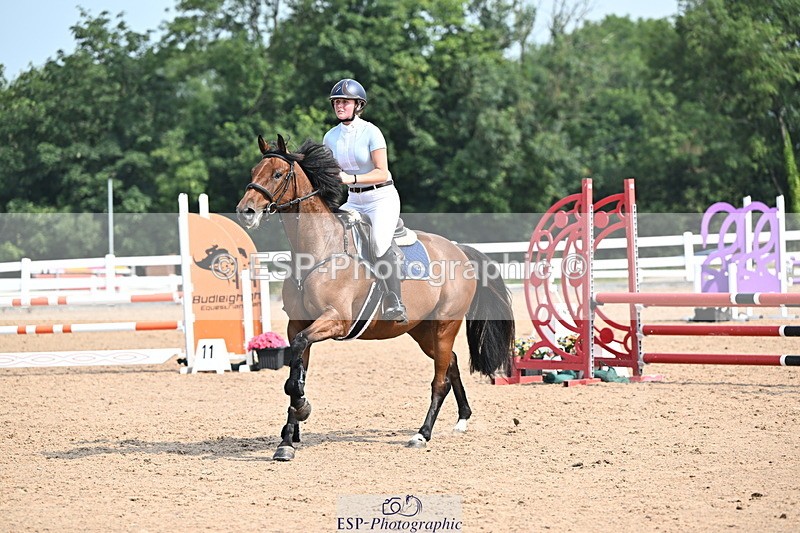 240801A-104220-00337 - Cls 8 85cm Amateur Qualifier