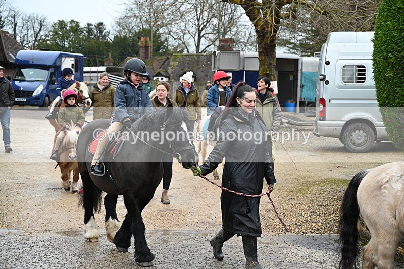 WJ7_9321 - Walk out..