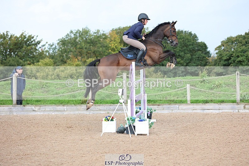 250911-123229-01489 - Cls 3 Snr Foxhunter