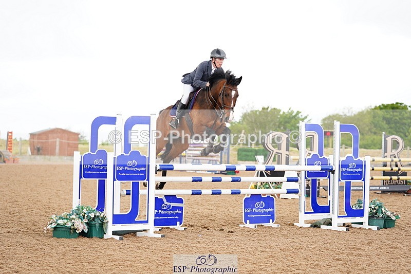 240526A-112518-07791 - Cls 26 Chard Equ 1.05m and 1.10m Grand Prix