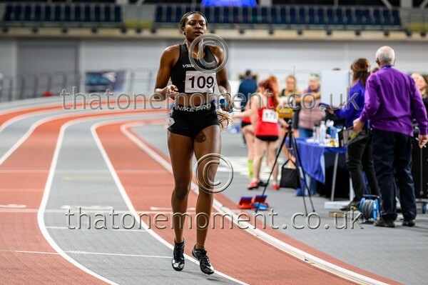 StudInd-916301 - Track Female Set Two