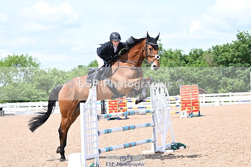 240619A-141227-00466 - Cls 4 Snr Newcomers and 1.10m Open
