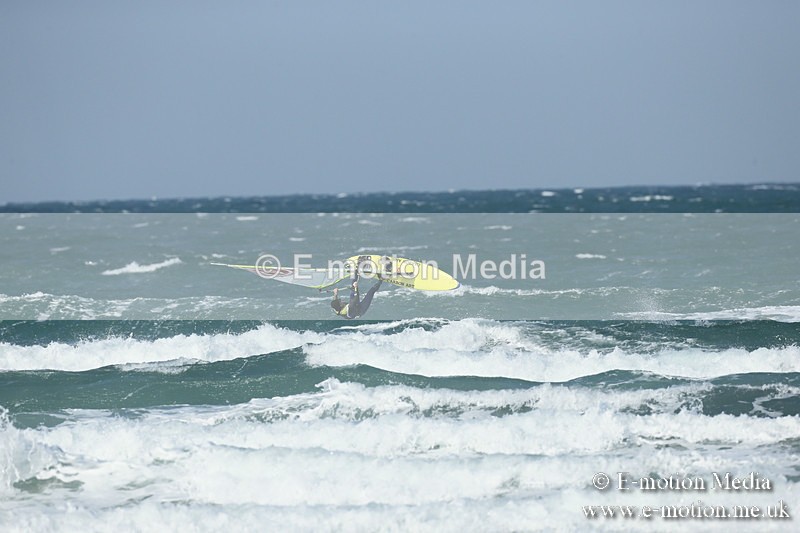 WS 020413-229 - Windsurfing