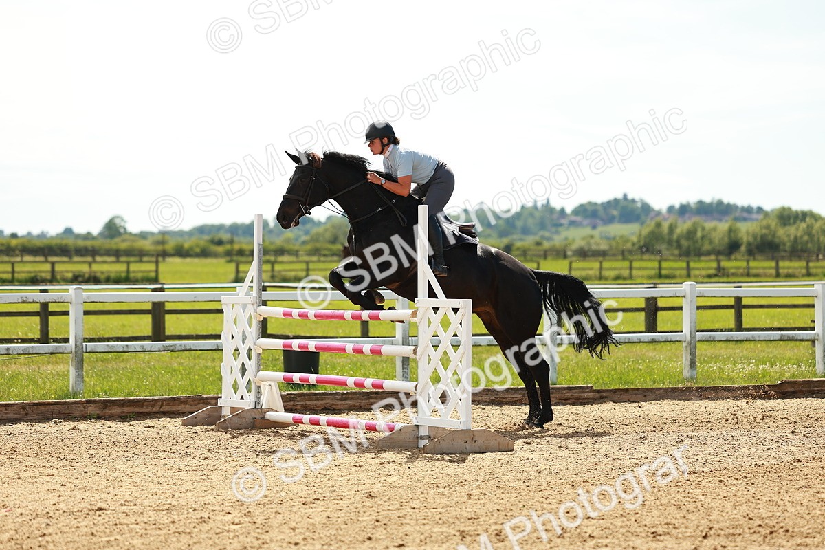 SBM_002508 - Class 4 - Senior Newcomers - 1.10m